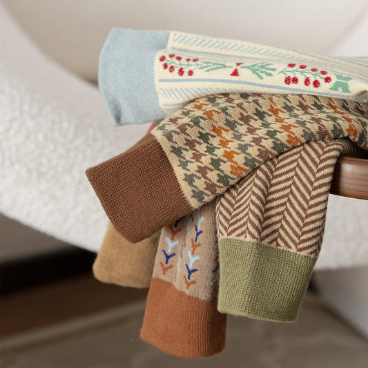 Autumn And Winter New Combed Cotton Thickened Japanese Retro Style Middle Tube Cotton Socks