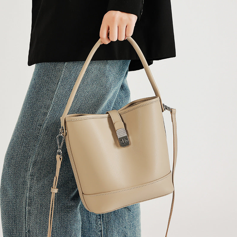 Women's Fashion High Quality Cowhide Bucket Bag