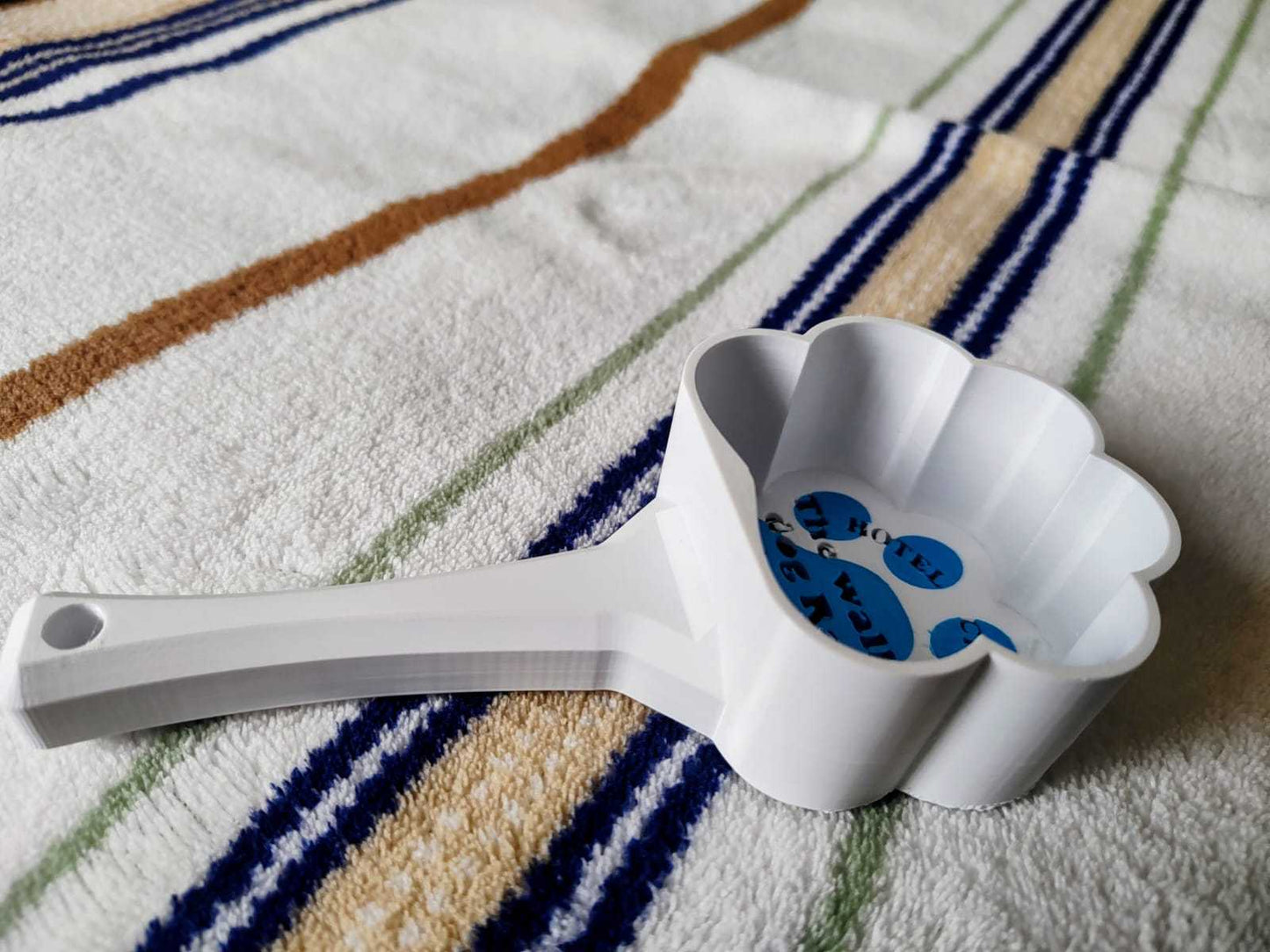 Cute Cat Paw Spoon Pet Cat Dog Food Scoop Multi-Color Options