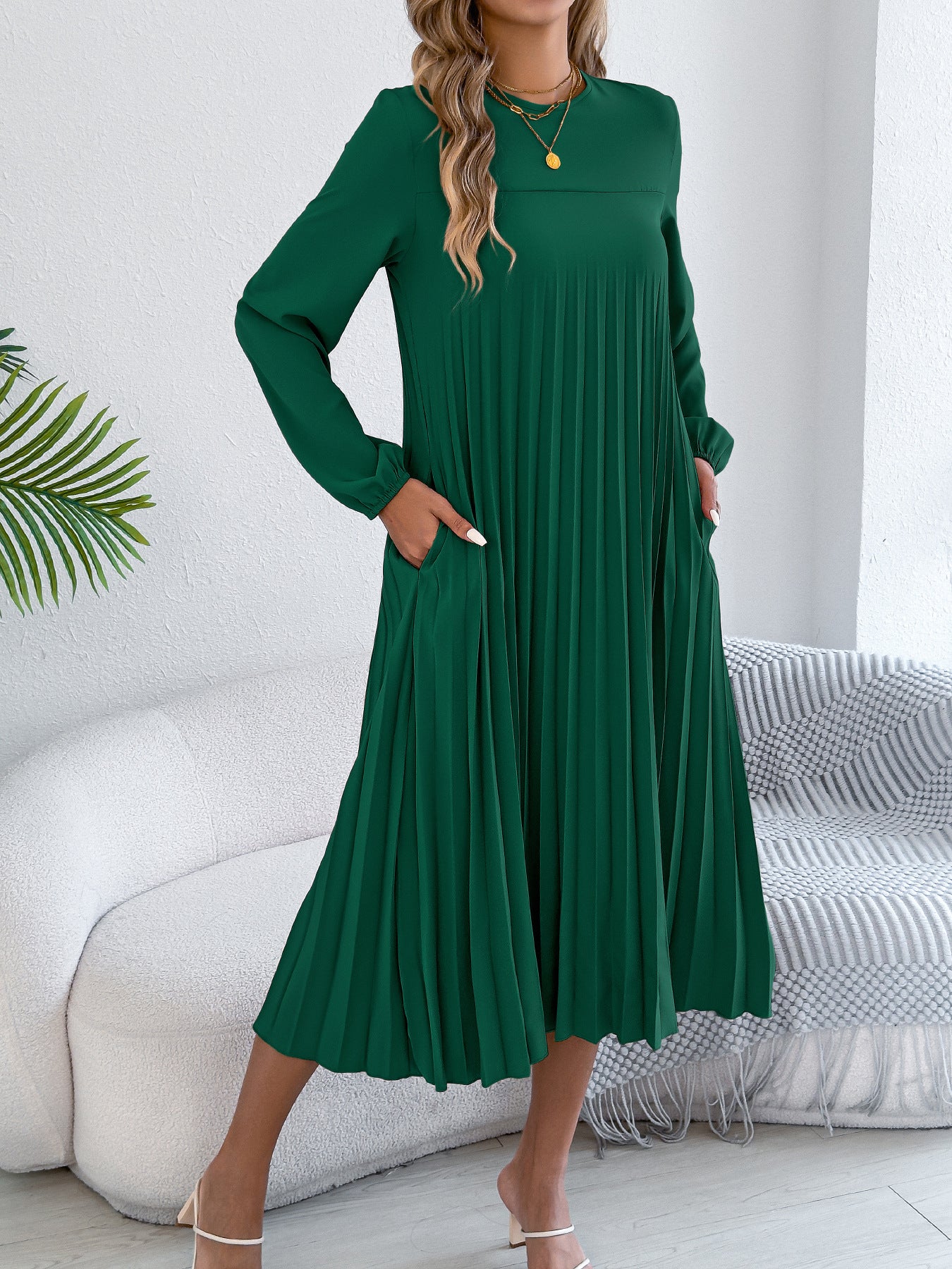 Casual Solid-color Long-sleeve Pocket Pleated Dress