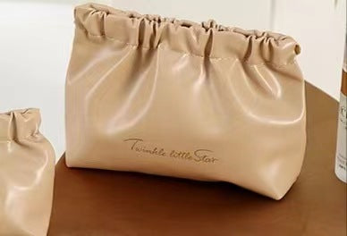 Good-looking Hand-held Portable Cosmetic Bag
