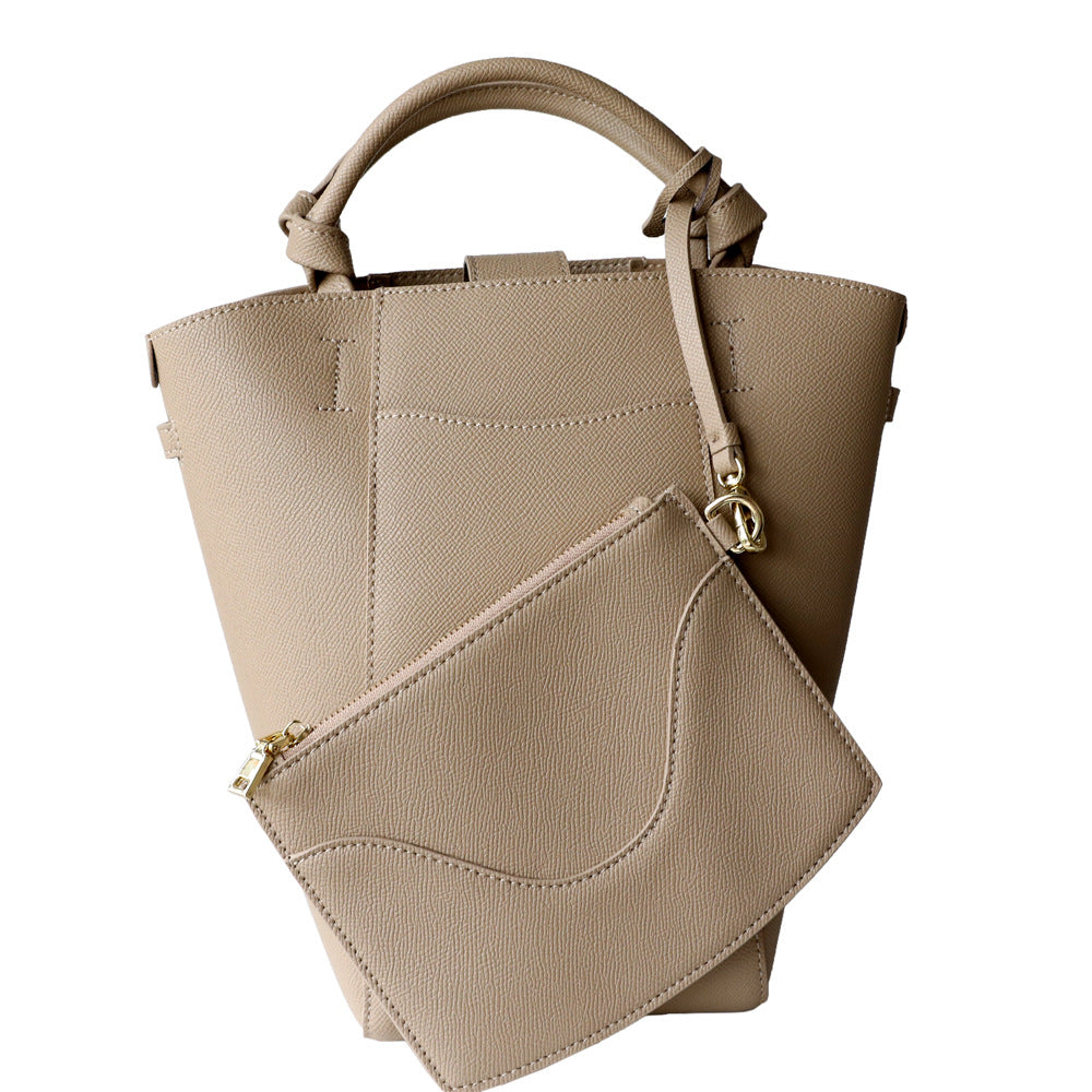 Cowhide Shoulder Bag With Niche Design And Large Capacity