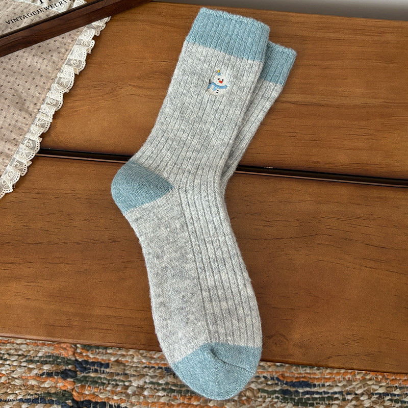 Cute Retro Embroidered Christmas Wool Mid-Calf Socks