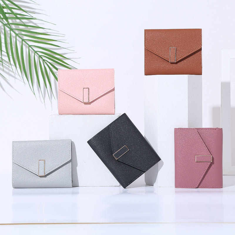 Women's Short Wallet With Multiple Change Slots