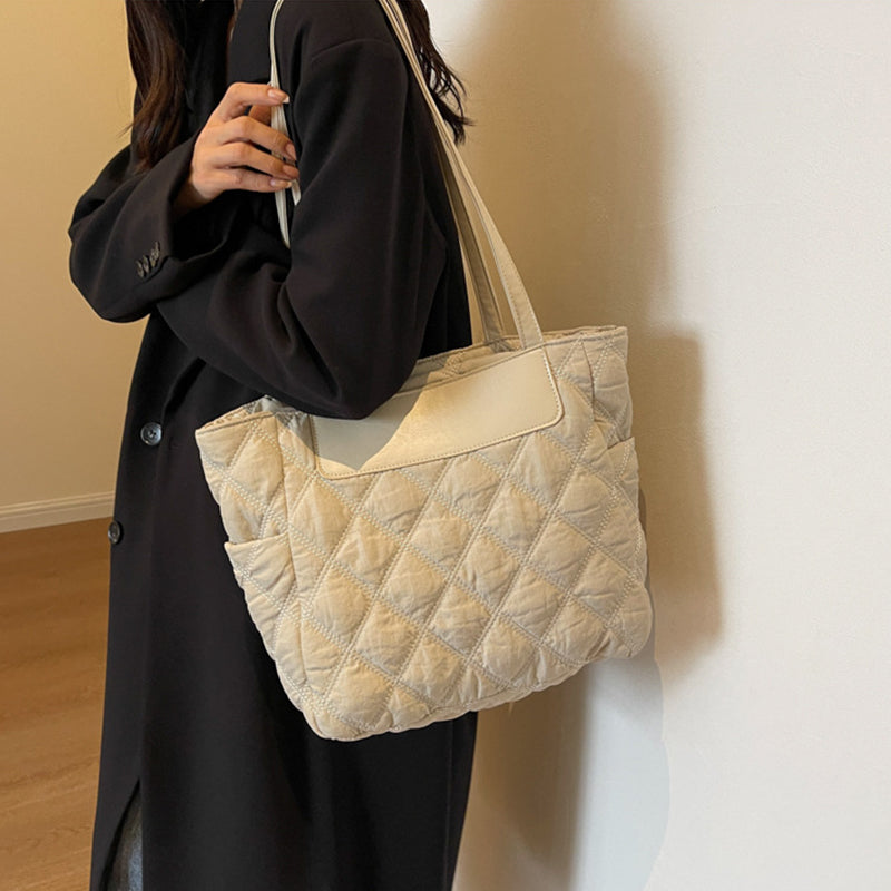 Rhombus Sewing Shoulder Bag Autumn And Winter Winter Luxury Women's Bag High Capacity Casual Commuting Personalized Handbags