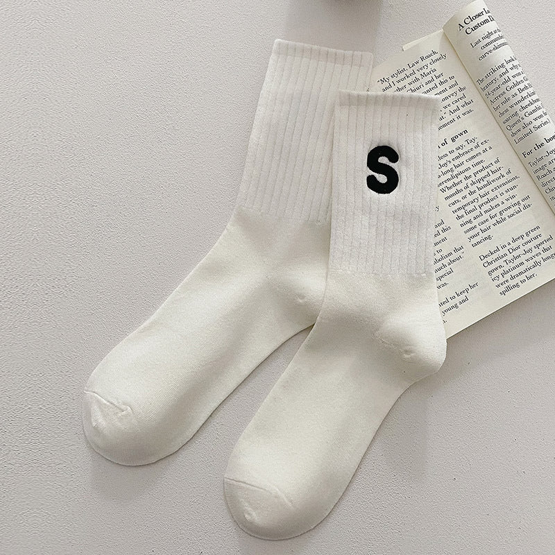 Women's Embroidered S-letter Cotton Sweat-absorbent Autumn And Winter Socks