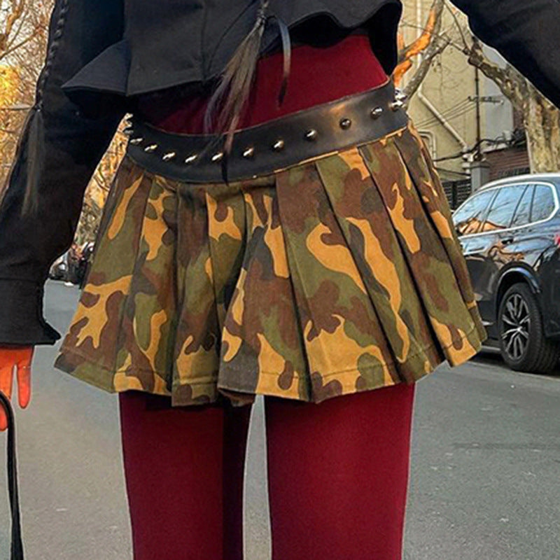 Street Style Camouflage-printet nederdel med nitter og plisseret lav talje Sexet nederdel