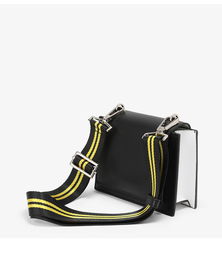 Portable shoulder bag