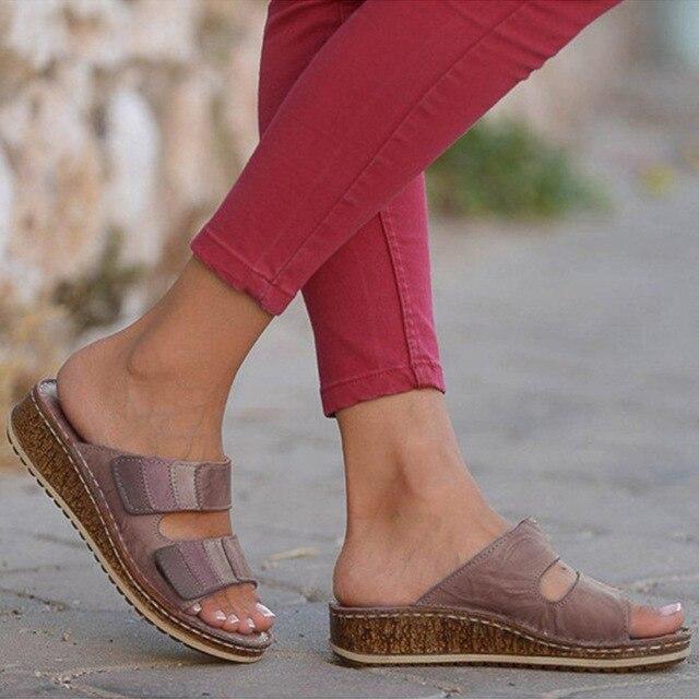 Thick sole, simple and versatile mother sandals