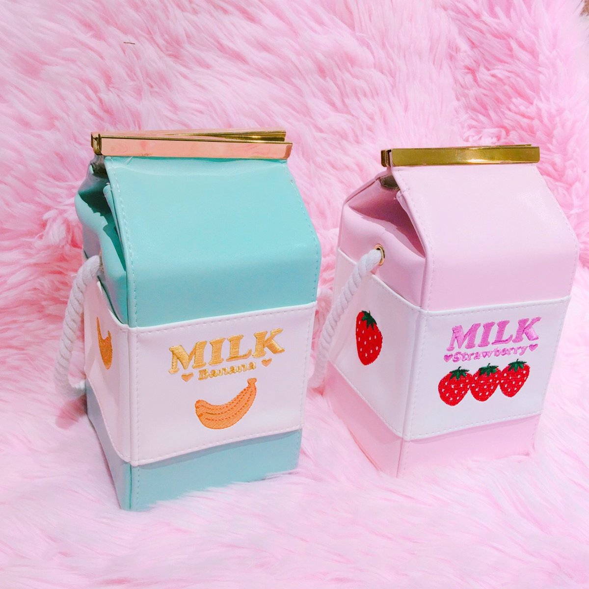 trawberry Milk Bag Super Cute Milk Box Embroidery Strawberry Banana Cool Messenger Bag Soft Sister Milk Bag