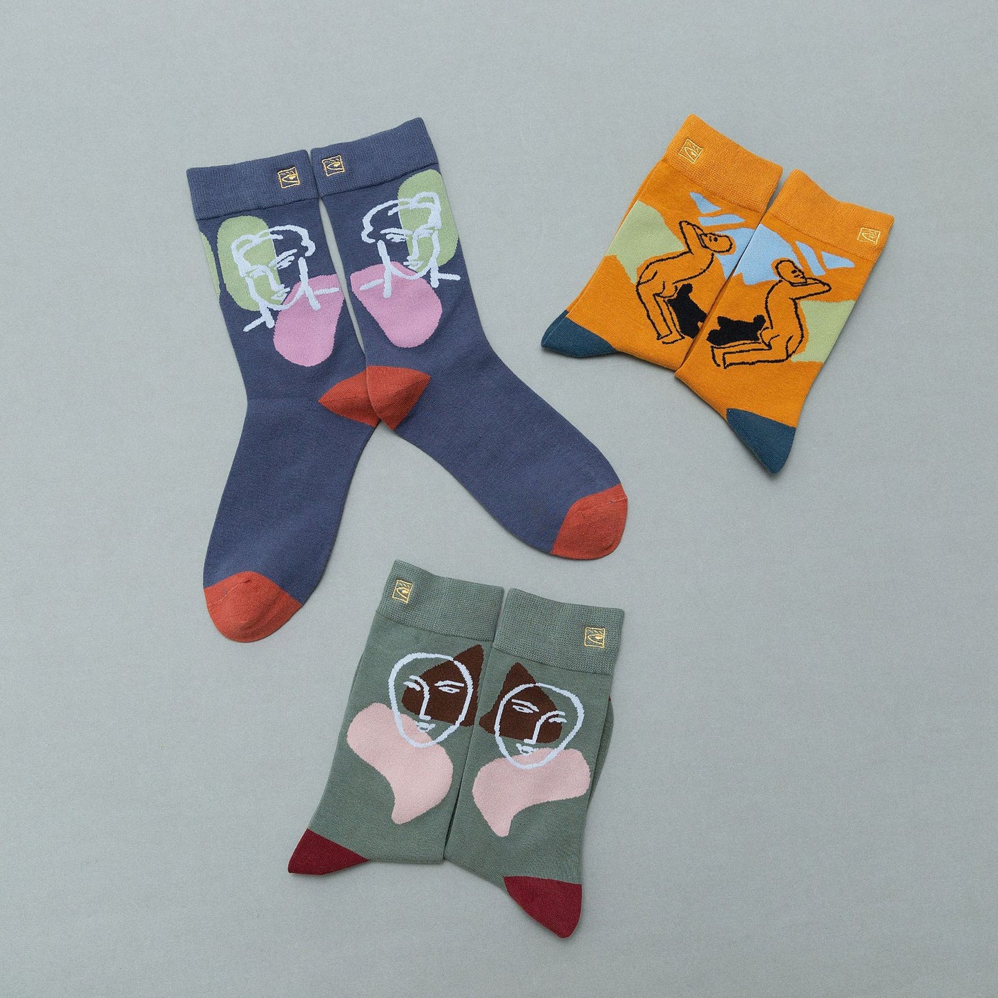 Personality contrast color graffiti character in tube socks Street style fashion cotton socks