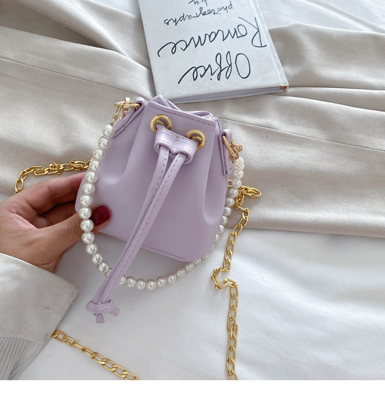 Vintage pearl crossbody bag