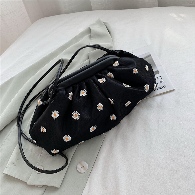 Daisy mesh cloud bag
