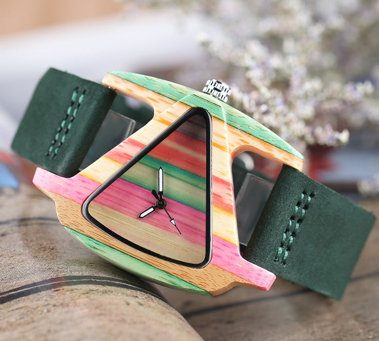 New Wooden Quartz Watch Fashion Color Digital Digital Character Triangle Dial