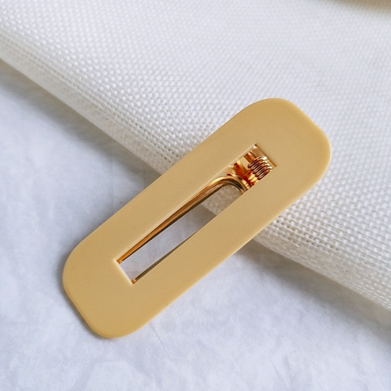 Macaron hairpin
