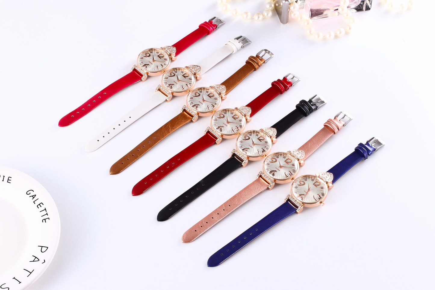 Peach Heart Rhinestone Big Number Belt Female Watch