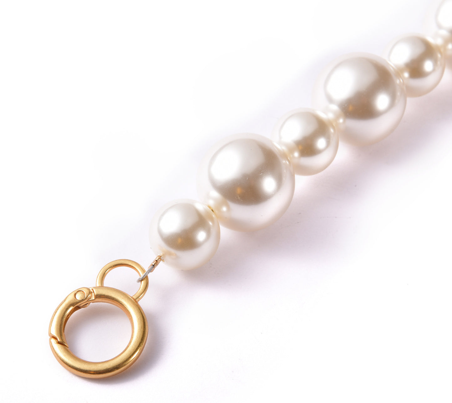 Golden high grade pearl chain