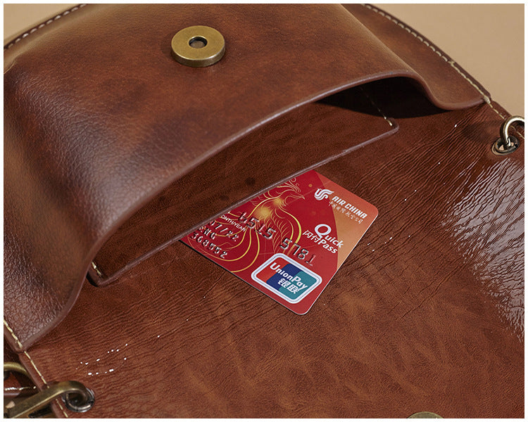 Literary and casual shoulder bag