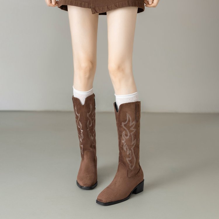 Womens Retro Embroidered Western Cowboy Boots