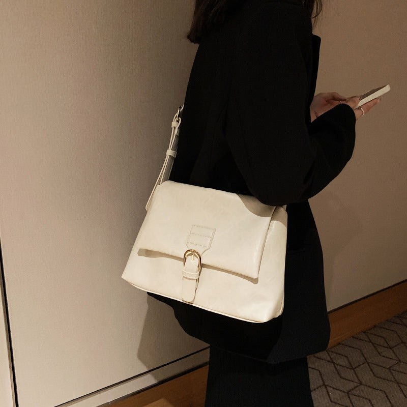 Women's Exquisite Fashion Crossbody Bag Feeling Retro