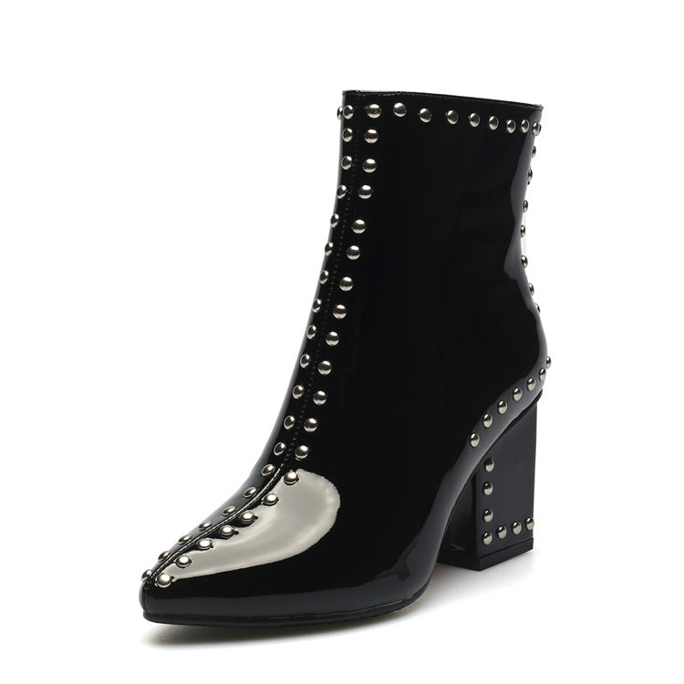 Pointed high-heeled Martin boots