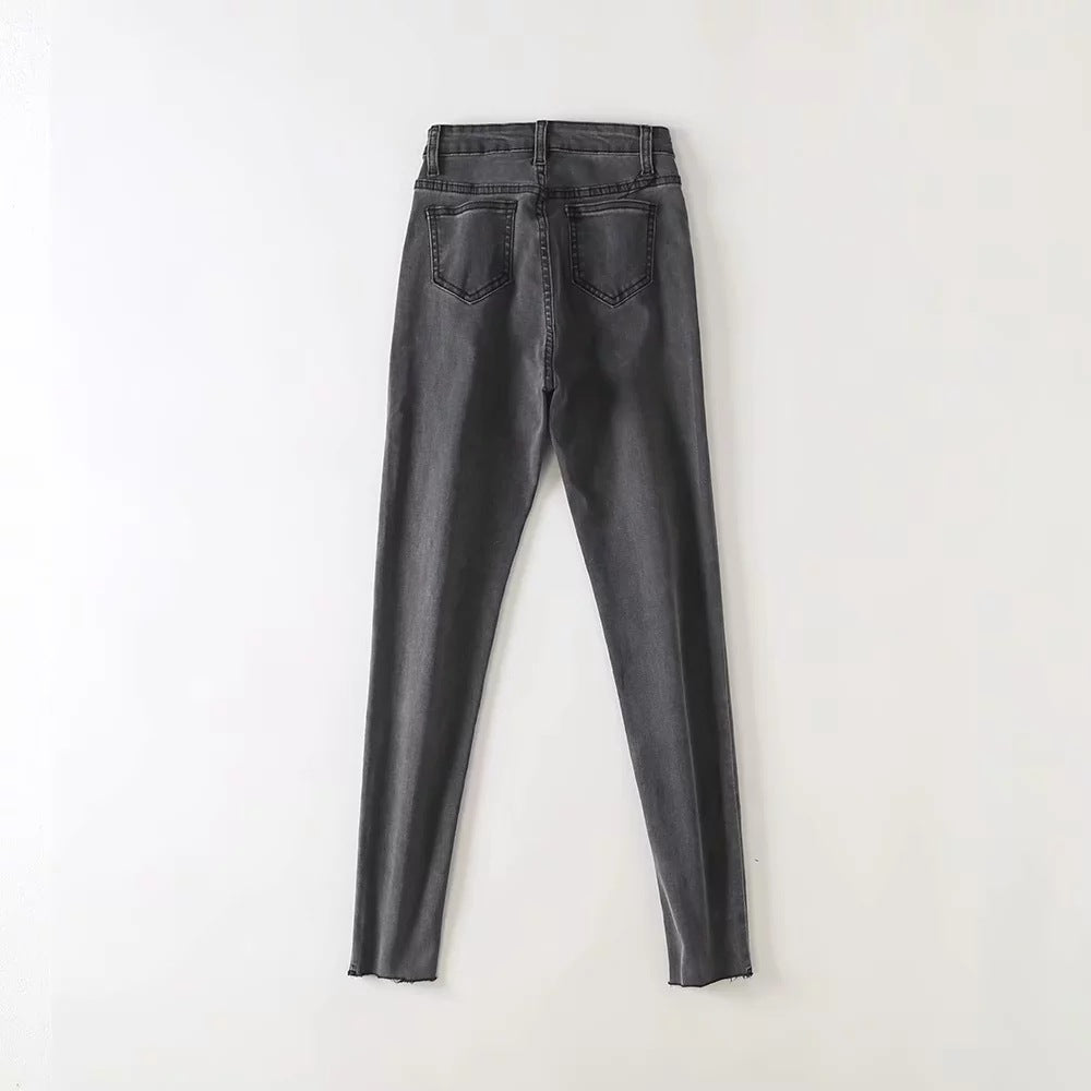 European and American Street Shots Show Thin Ripped Zipper Trousers