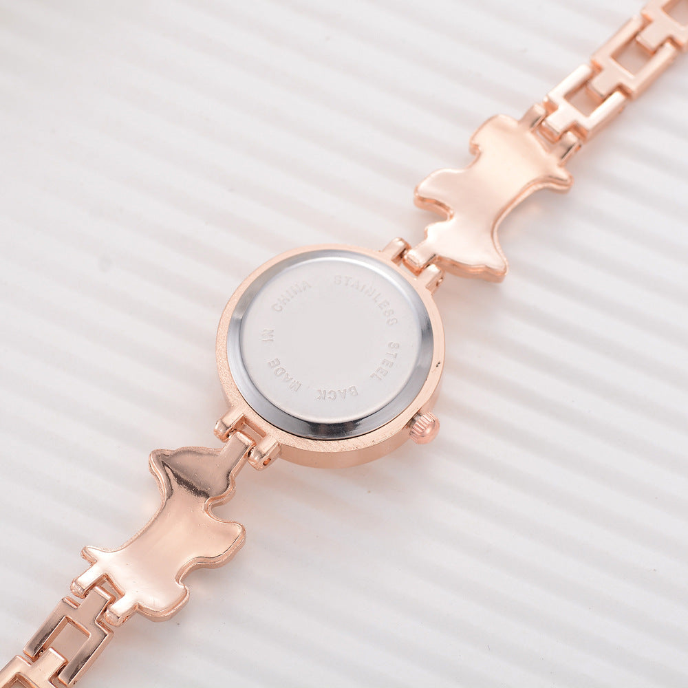 Round alloy bracelet watch
