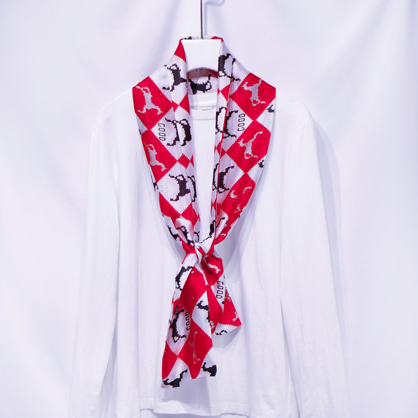 Scarf in spring, summer and autumn