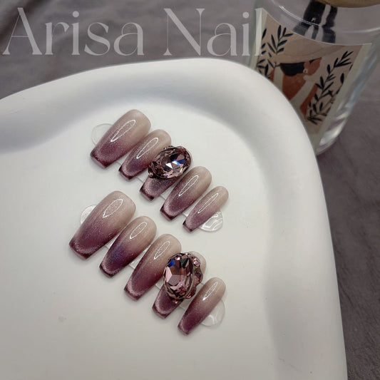 Women's Handmade Cat's Eye Wear Nail Tip