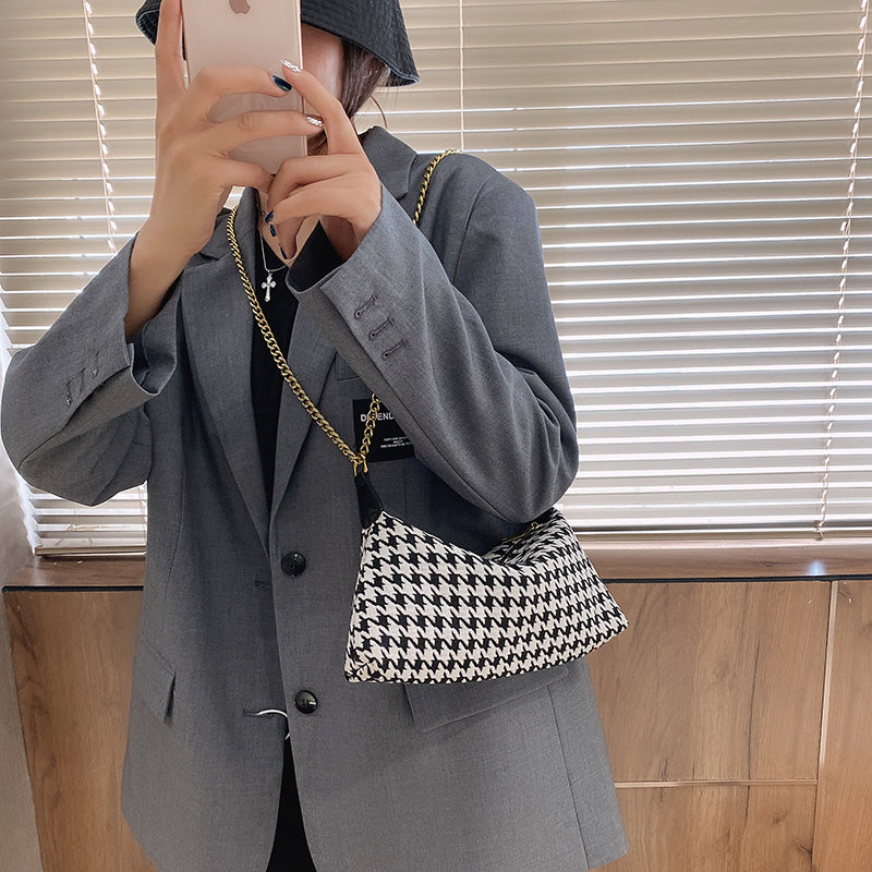Houndstooth chain bag