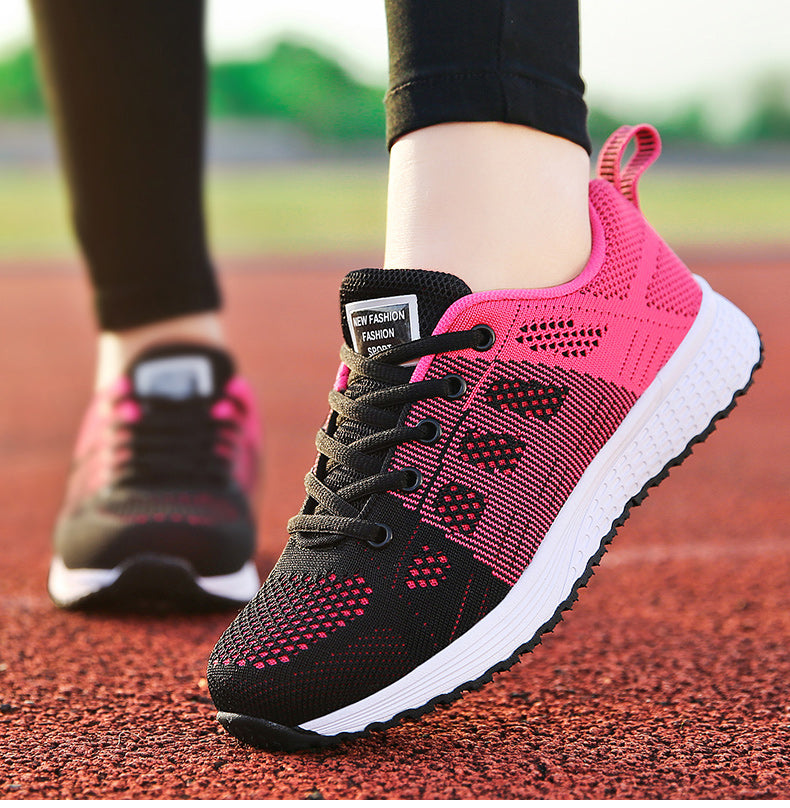 Wild non slip flat sneakers