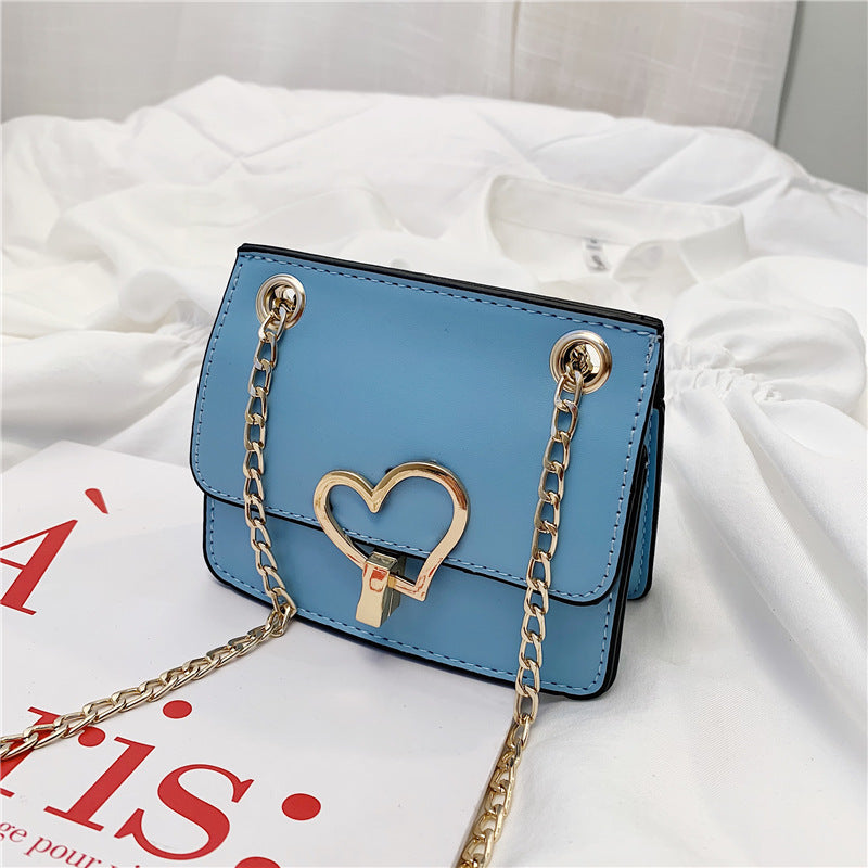 Children's Solid-color Shoulder Bag Fashion Love Hardware Decoration