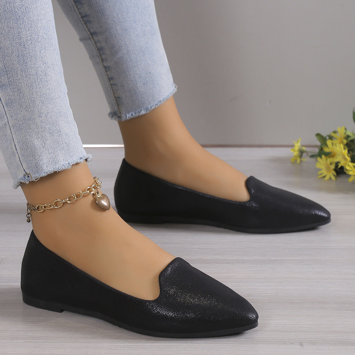 Plus Size Shallow Mouth Pumps Women's New Simple Flat Gommino