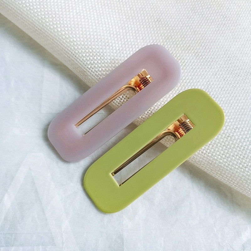 Macaron hairpin