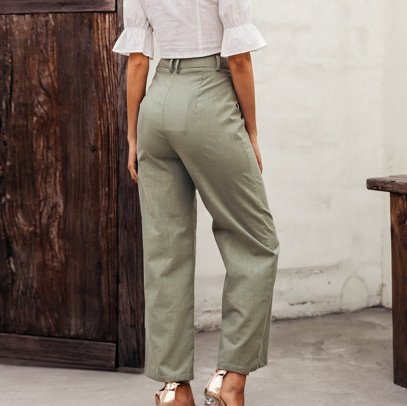 Solid color button slim trousers