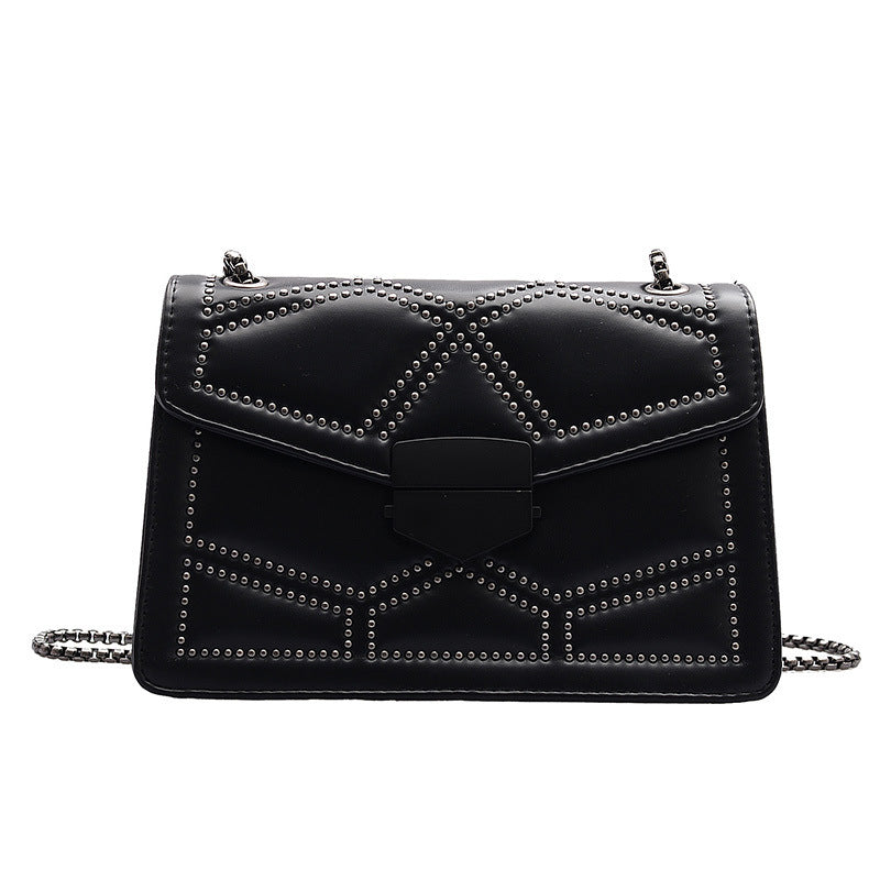 Trendy and versatile rice nail handbag