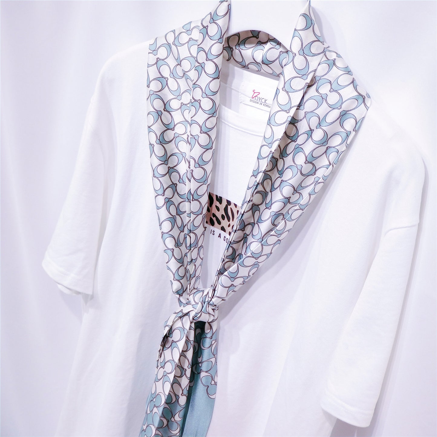 Scarf in spring, summer and autumn