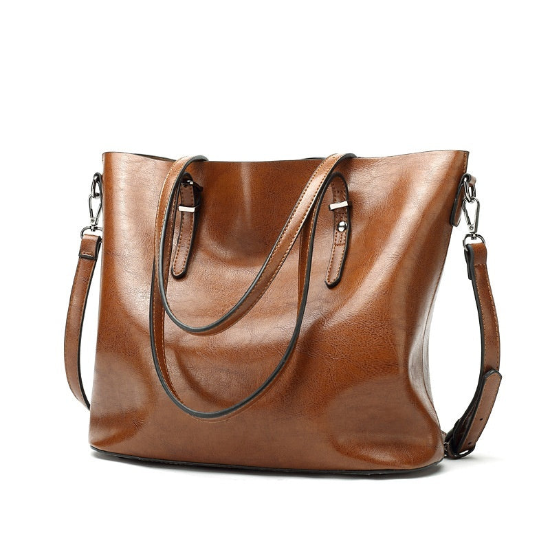 Retro Style Oil Wax Leather Patent Simple Portable Shoulder Messenger Bag