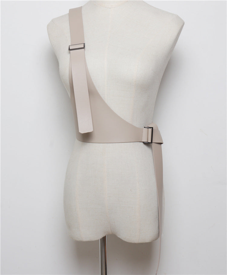 Harnais asymétrique en imitation cuir