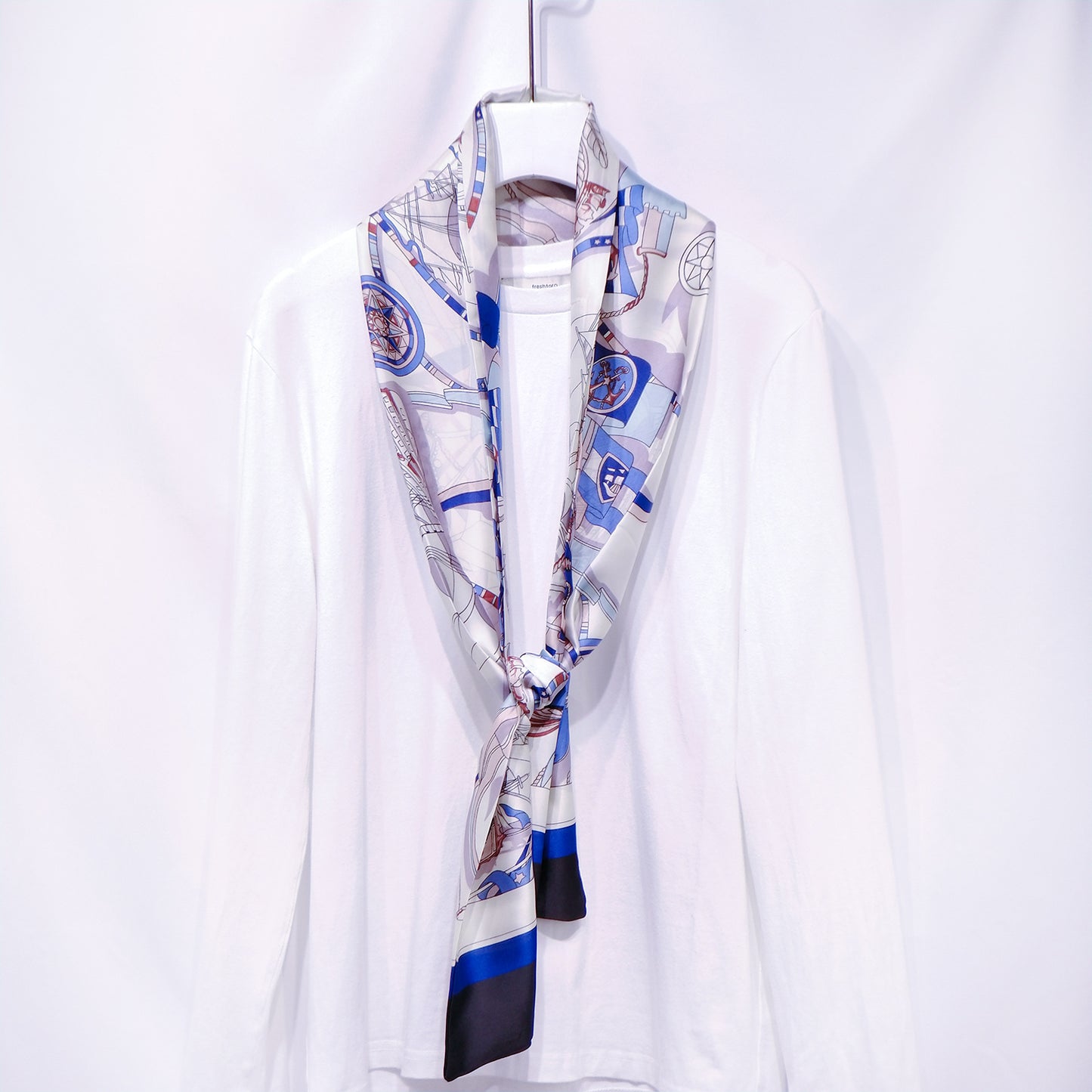 Scarf in spring, summer and autumn