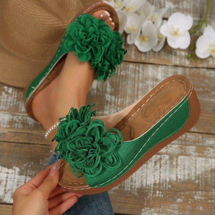 Plus-size Summer Wedge Mule Sandals With A Fish-mouth Toe Ankle Strap And Floral Design For Outdoor Wear