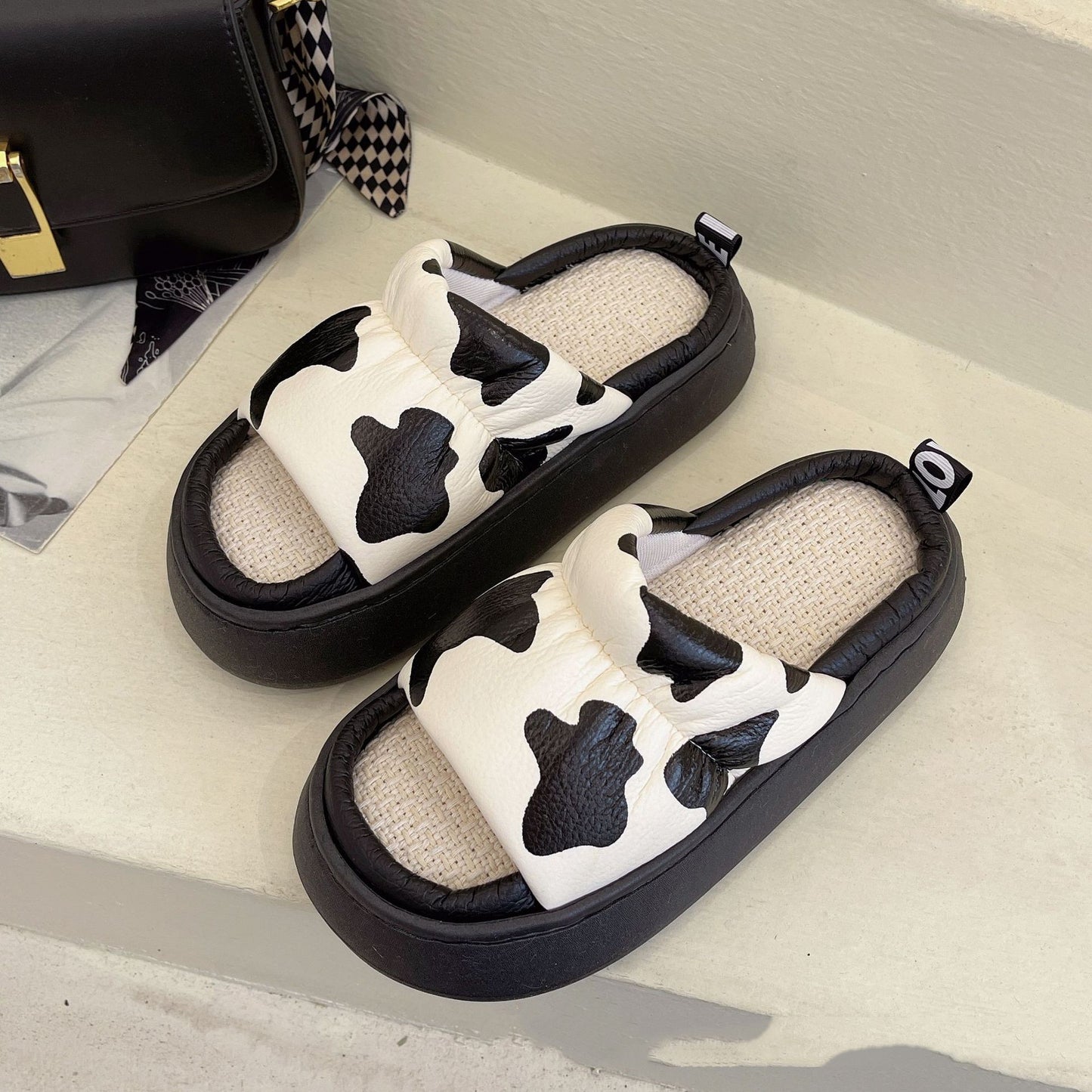 Thick Sole Sweat Absorbing Slippers For Indoor And Home Use
