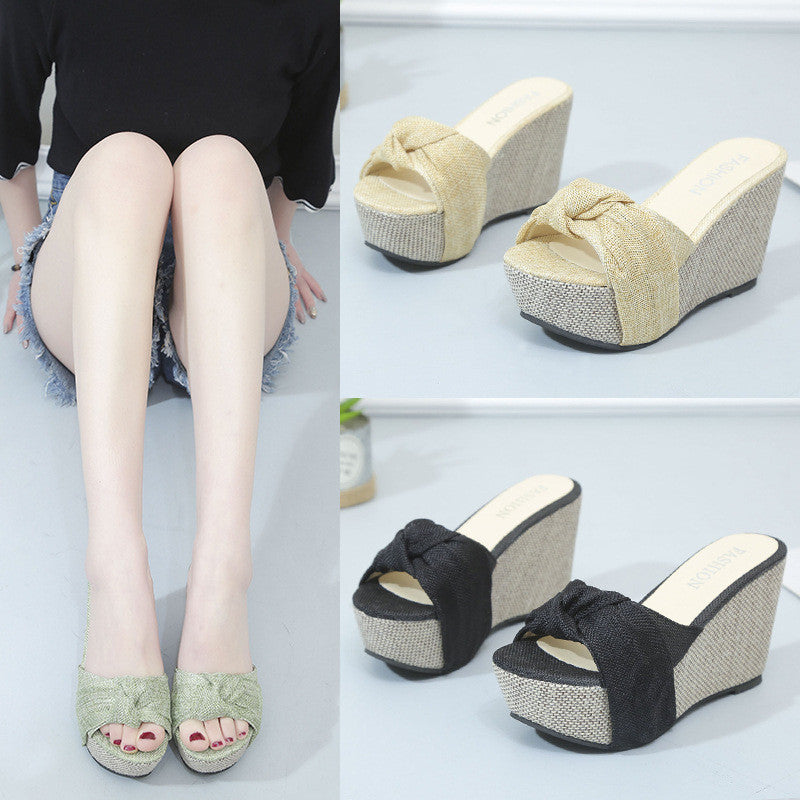 Slope with fish mouth sandals