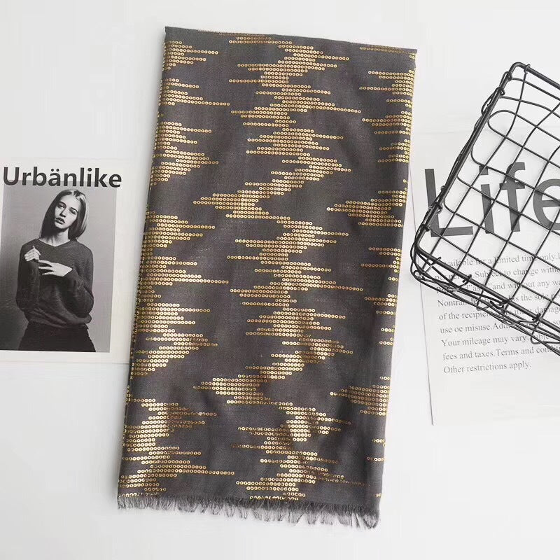 Tassel bronzing cotton and linen scarf