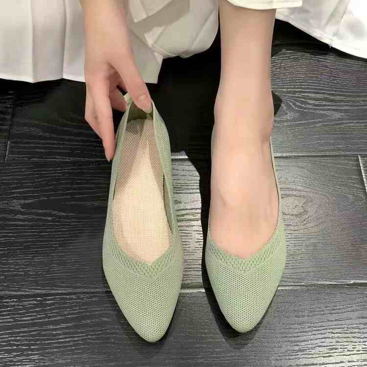 Women's Doug Shoes Pointed Toe Shallow Mouth Soft Bottom