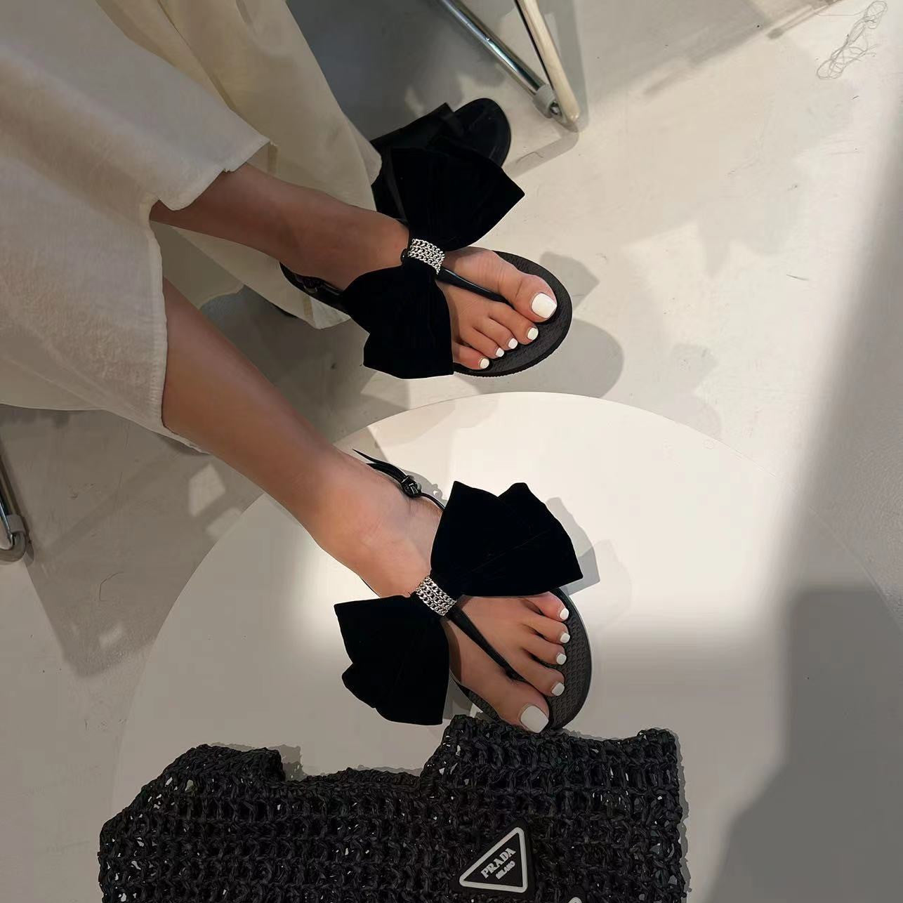Double Toed Sandals Flat Sole Solid Bow