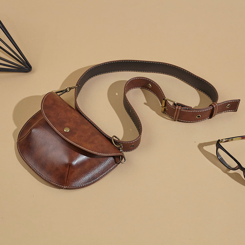 Literary and casual shoulder bag