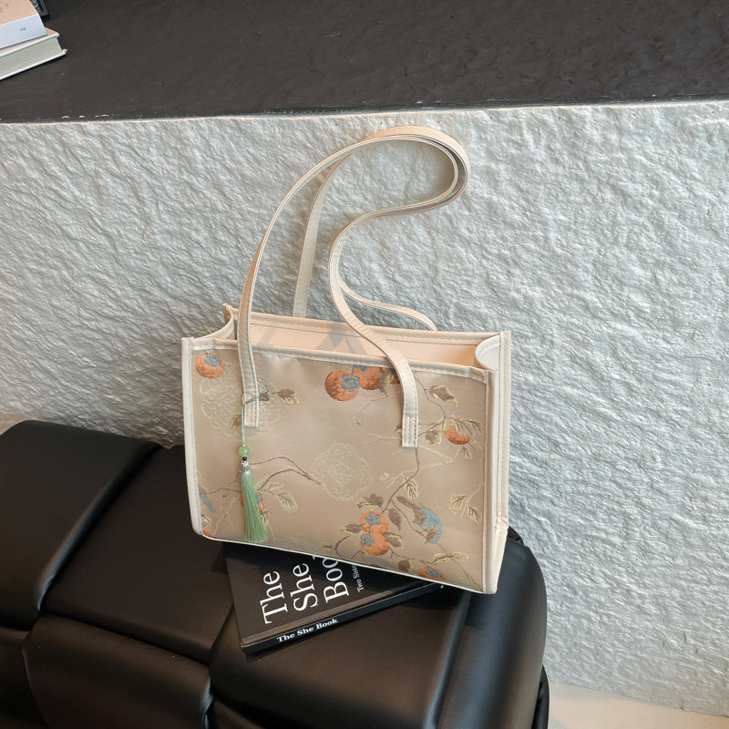 Large-capacity Tote Bag A Versatile Casual Handbag