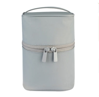 Three-dimensional waterproof portable cosmetic bag