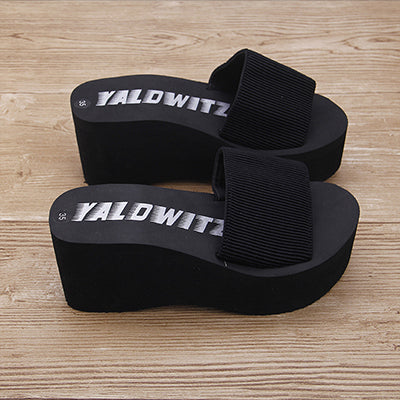 Platform flip-flop beach sandals